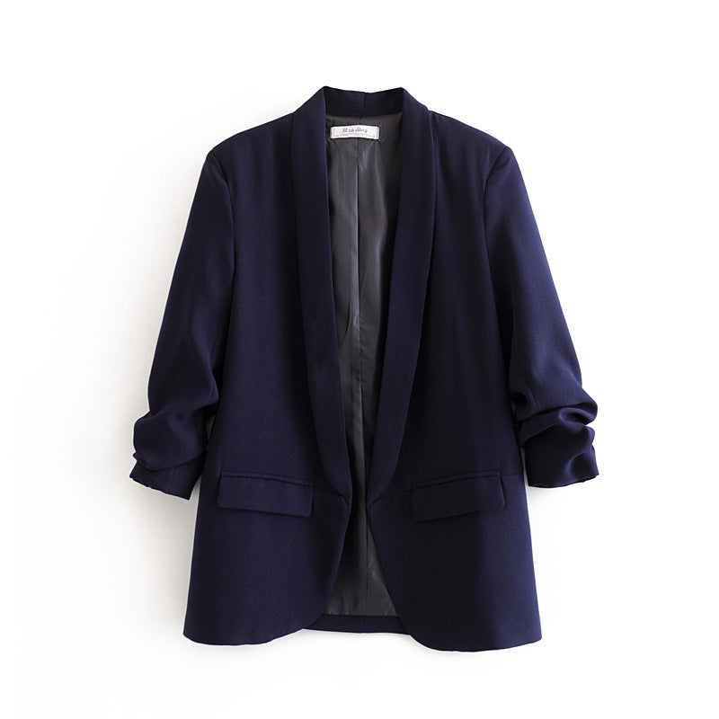 Ladies modern blazer with elegant cut and practical pockets Lune London