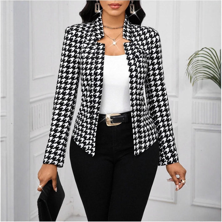 Trendy blazer jacket for women in houndstooth pattern Lune London
