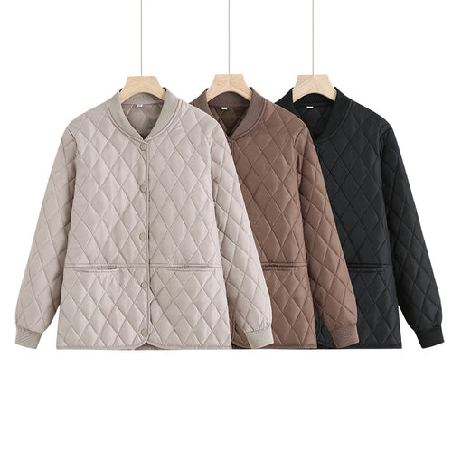 Women's quilted transition jacket with practical pockets and elastic cuffs Lune London