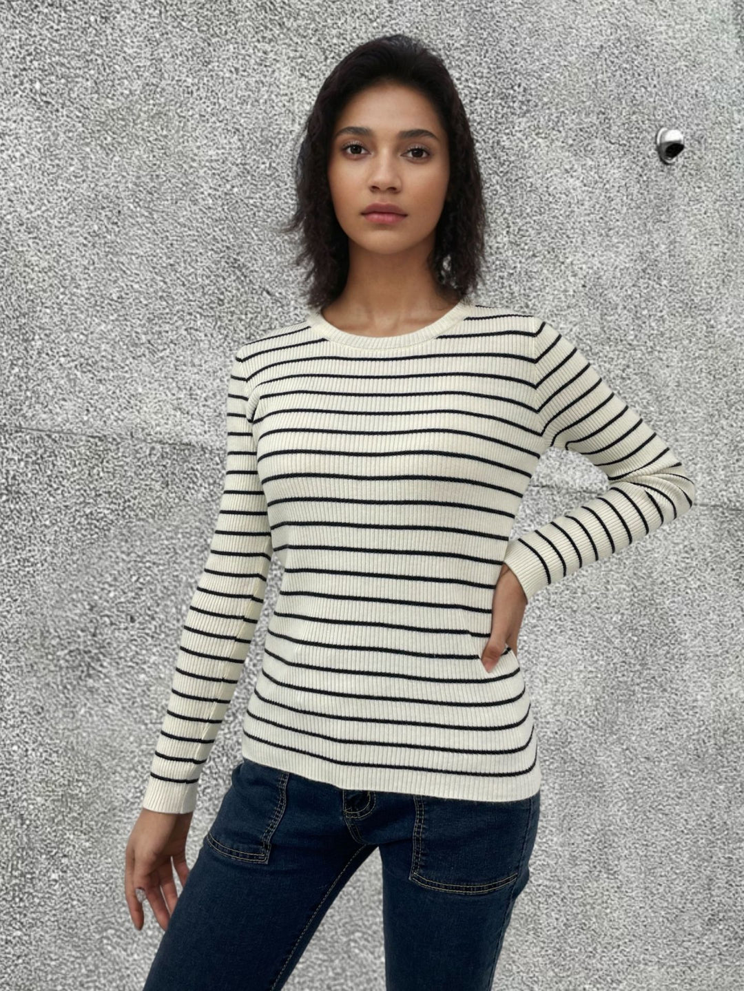 Long sleeve sweater for ladies with a modern striped pattern and a comfortable fit Lune London