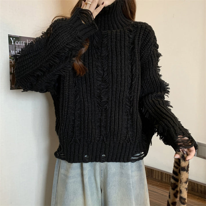 Trendy women's jumper with structured knit pattern and high collar Lune London