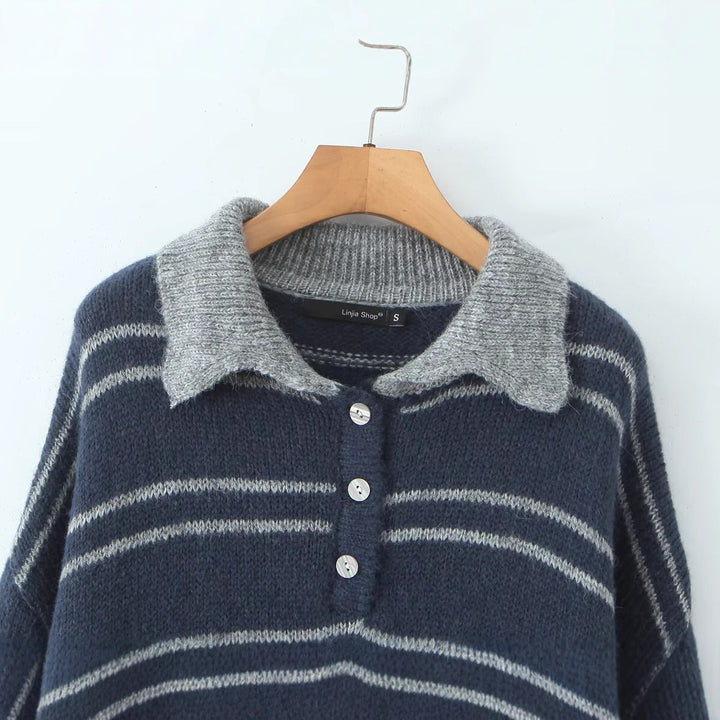Pull décontracté pour femmes avec col contrasté et rayures modernes Chic & Stil