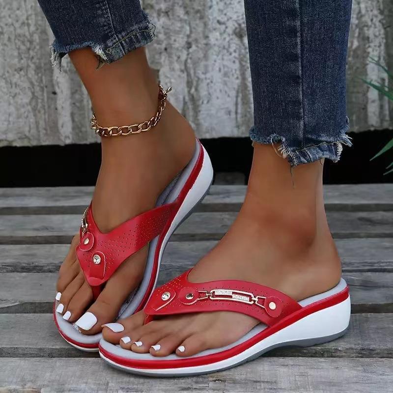Ladies trendy beach shoes Lune London