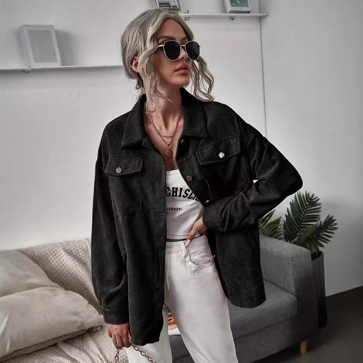 Corduroy jacket for women with a modern cut and practical pockets Lune London