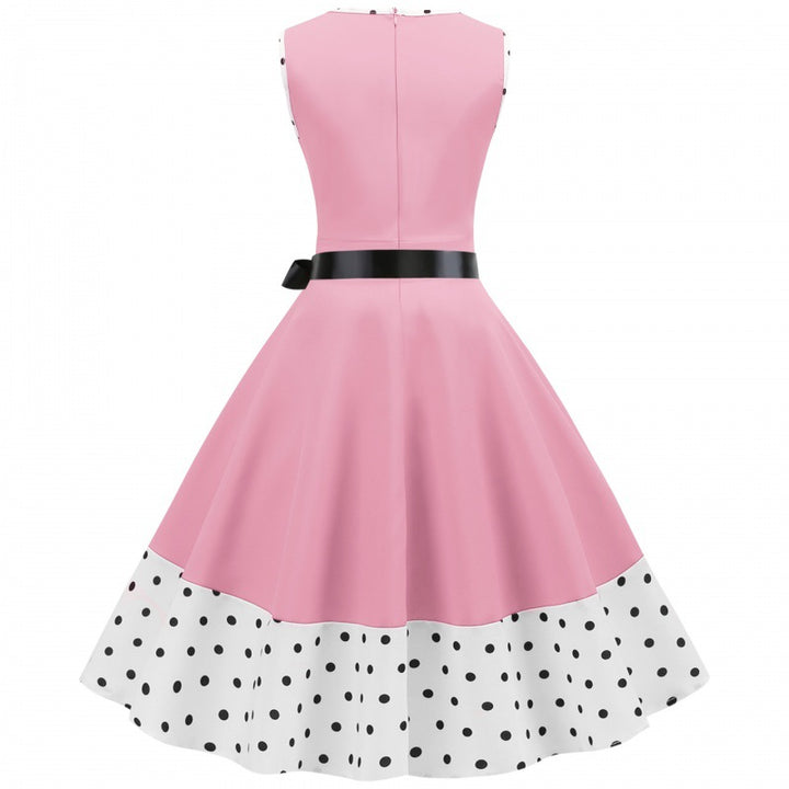 Robe évasée pour femme au style vintage avec un décolleté en V profond et une élégante ceinture à la taille Chic & Stil