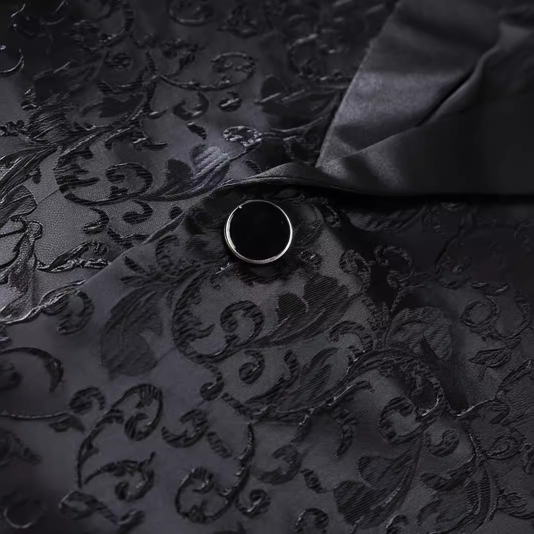 Elegant suit set for men with decorative pattern Lune London