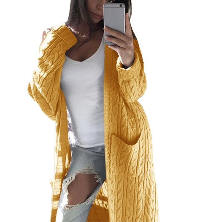Women's knitted coat with patterns and practical pockets in an open cut Lune London