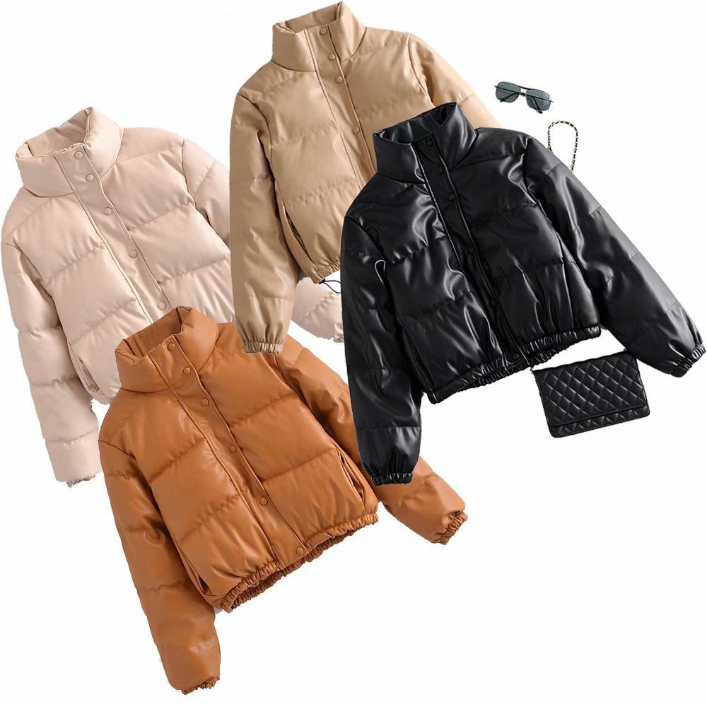 Short quilted jacket for women with high collar and elastic edges Lune London