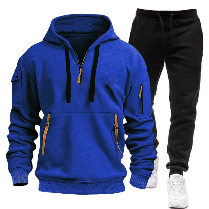 Sporty hoodie for men with zip and practical pockets Lune London