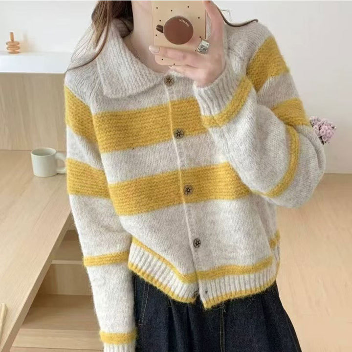 Cardigan confortable pour femmes avec col stylé et motif rayé Chic & Stil