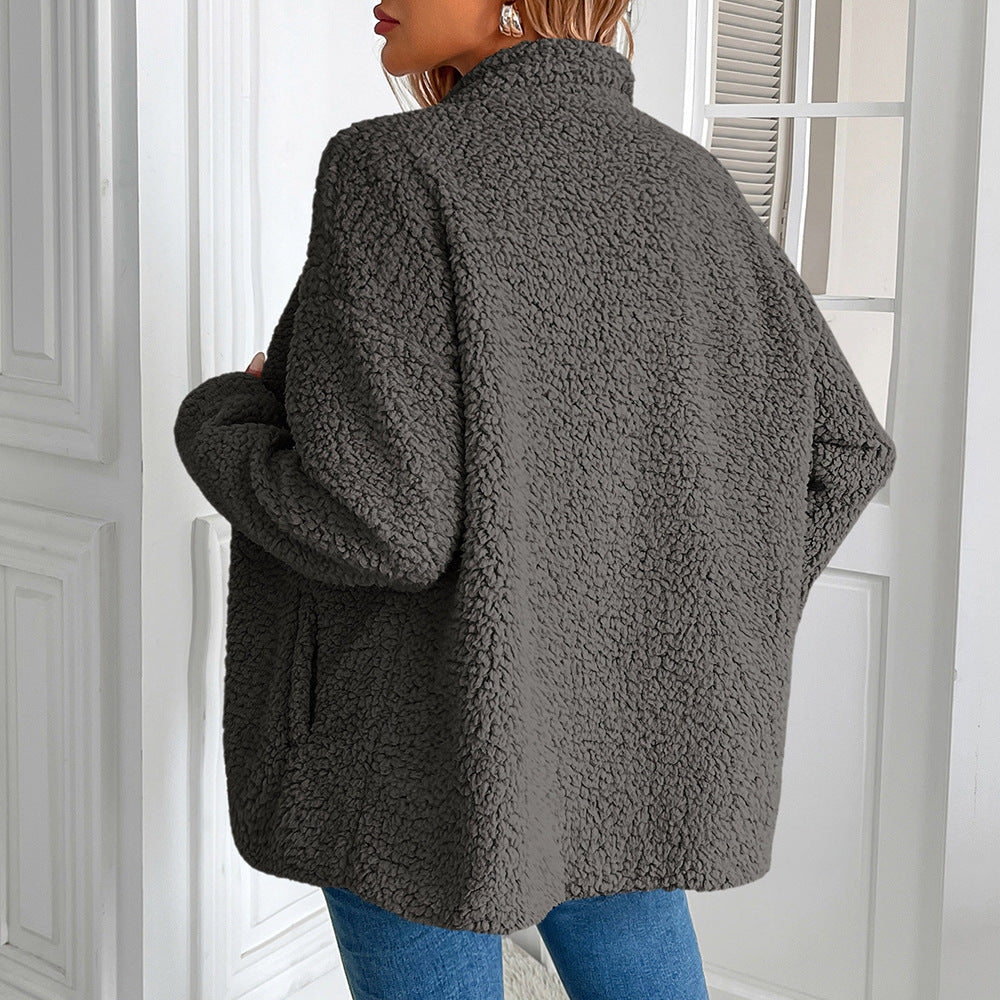 Ladies cozy fleece jacket with high collar and practical pockets Lune London