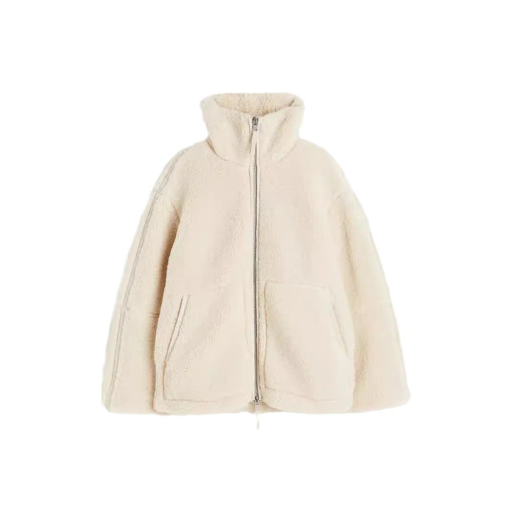 Ladies cozy fleece jacket with practical patch pockets and modern high collar Lune London