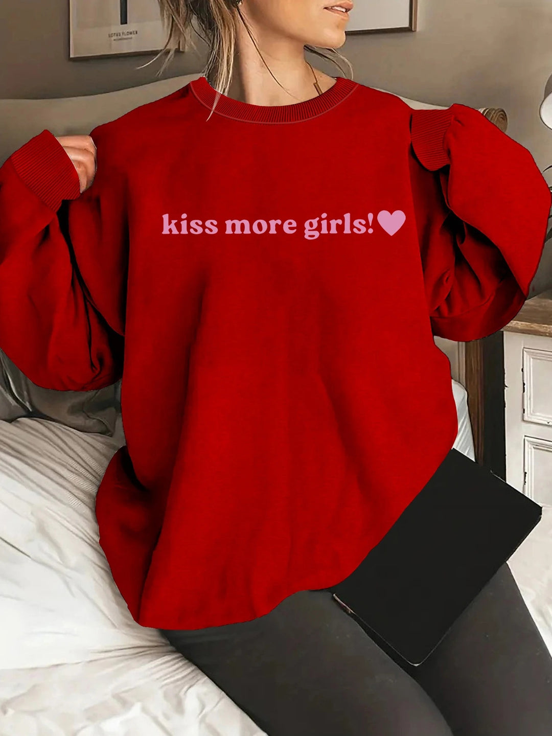 Sweatshirt pour femmes avec lettrage inspirant et coupe décontractée Chic & Stil