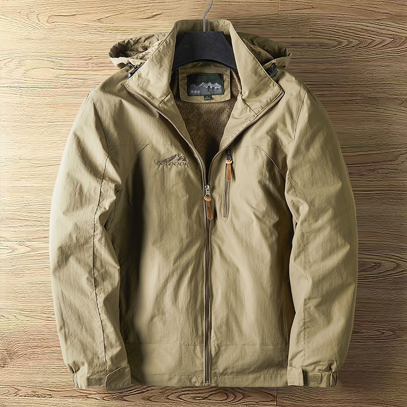 Versatile outdoor jacket for men with breathable properties Lune London