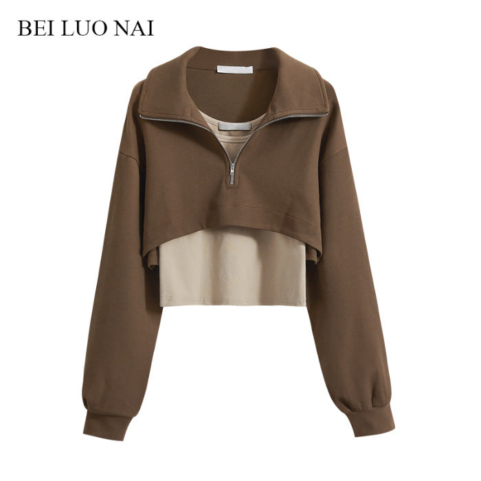 Ladies fashionable cropped sweatshirt with high collar and zipper Chic & Stil