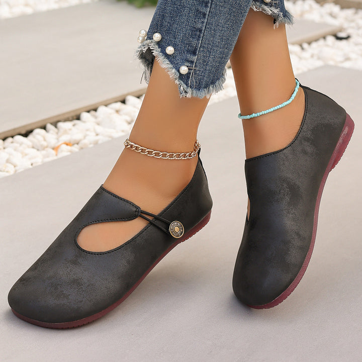 Elegant ladies Mary Jane ballerinas Lune London