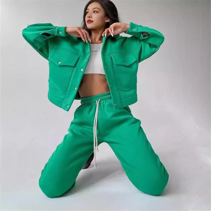 Casual sweatshirt set for women with stylish jacket and comfortable joggers Lune London