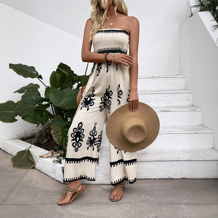 Combinaison femme décolletée avec broderie élégante Chic & Stil