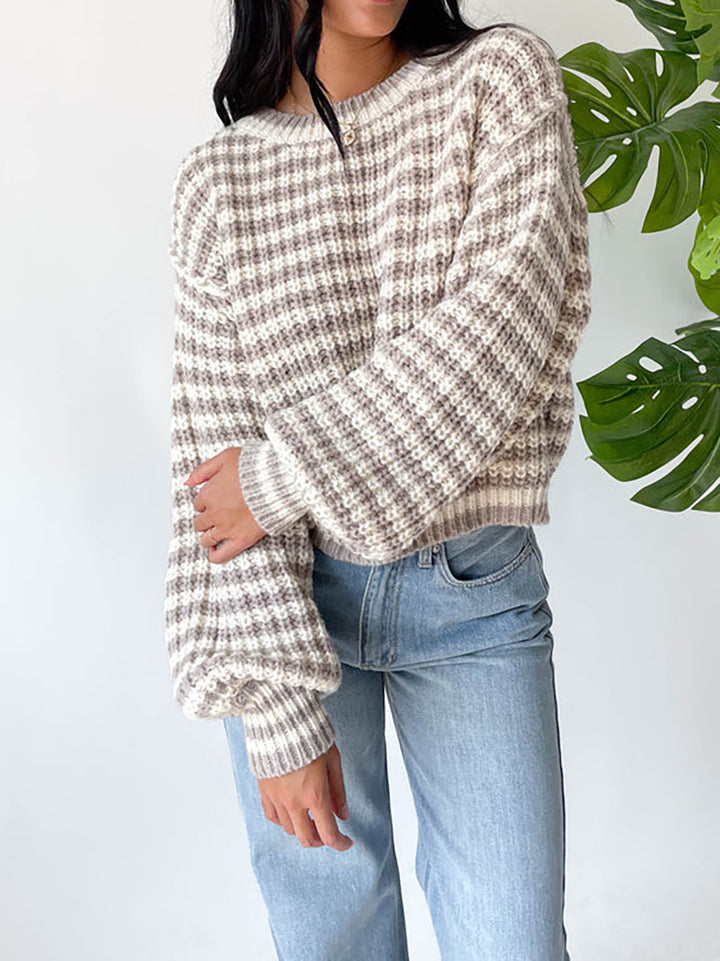 Women Short Knit Sweater with Flared Sleeves and a Chic and Stylish Striped Pattern