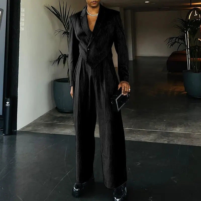 Women's elegant blazer with high silhouette and matching pants Lune London
