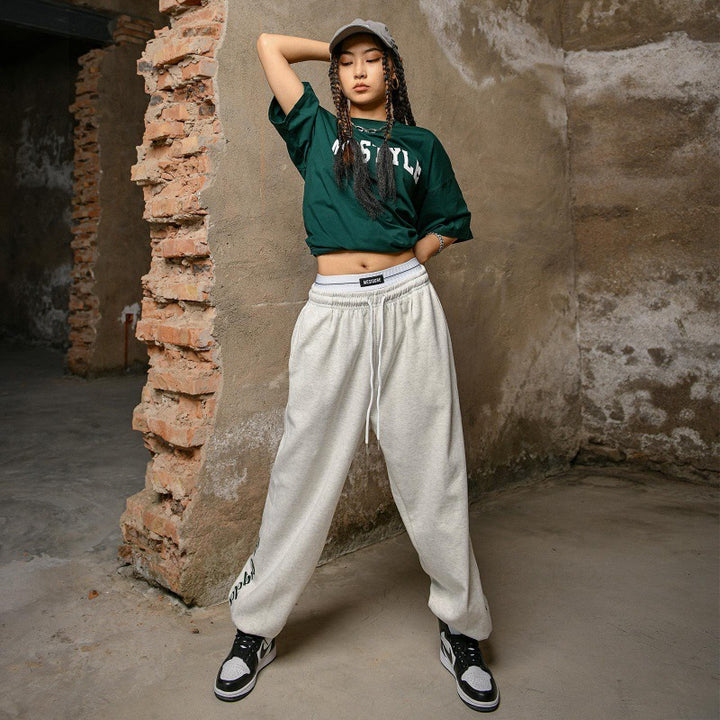Ladies casual sweatpants with side lettering Chic & Stil