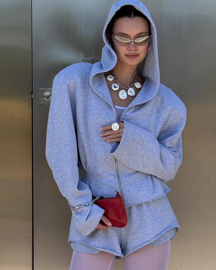 Sporty hooded jacket for women with a slim fit and long sleeves Lune London