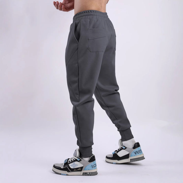 Comfortable jogging pants for men with elastic waistband and side pockets Lune London