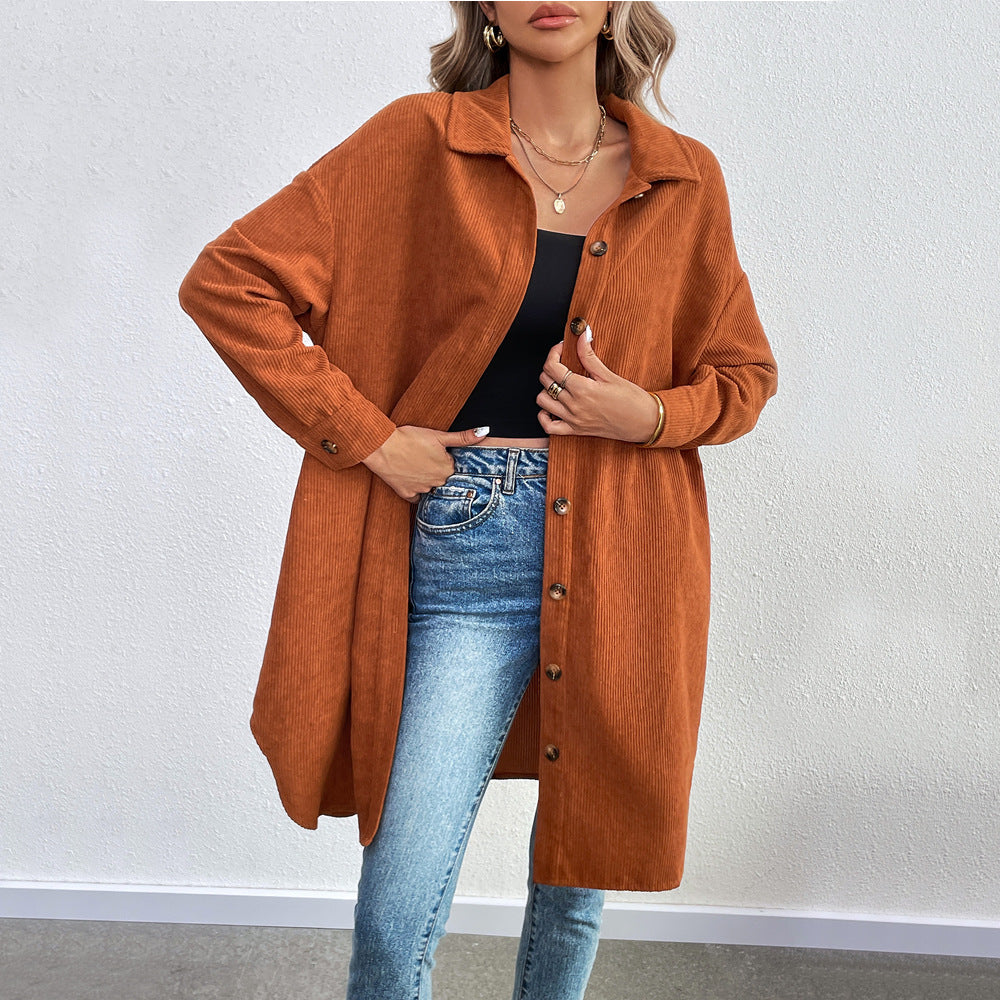 Veste chemise à manches longues pour femmes en corduroy doux avec patte de boutonnage Chic & Stil