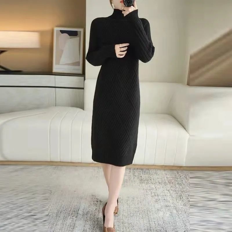 Robe en tricot pour femmes avec col montant et motif côtelé Chic & Stil