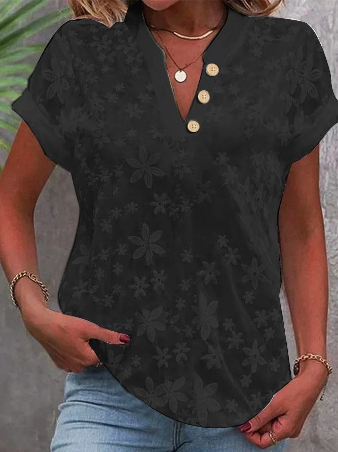 Women's blouse with chic and stylish floral pattern