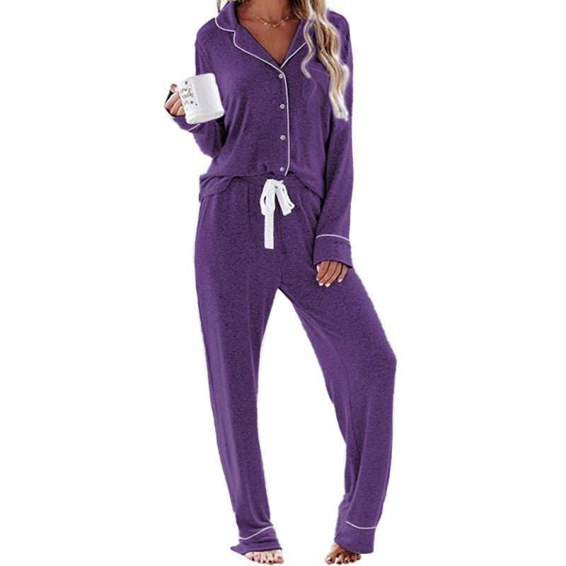 Women's pajama set made of soft, breathable material Lune London