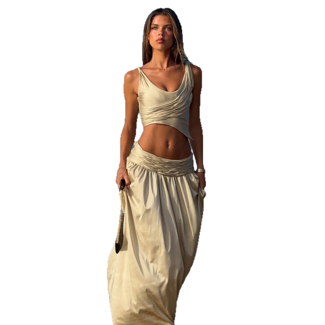 Women's top and skirt set with gathered design and seductive cut Lune London