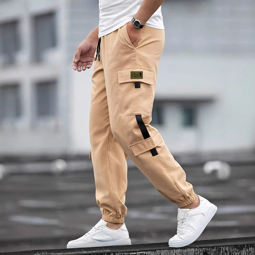 Men's cargo pants with functional pockets and elastic waistband Lune London