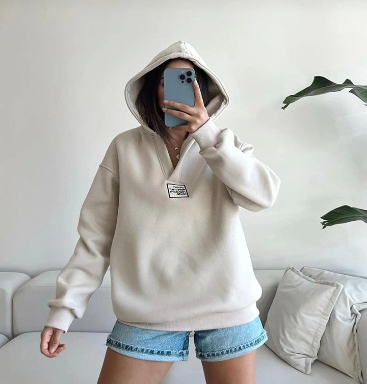 Comfortable hooded sweatshirt for women with a relaxed fit and high-quality materials Lune London