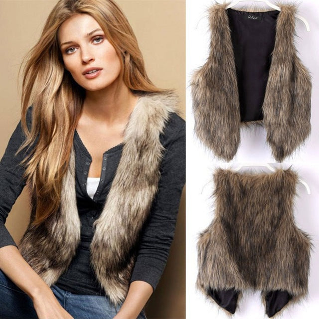 Trendy faux fur jacket for women with an elegant structure Lune London