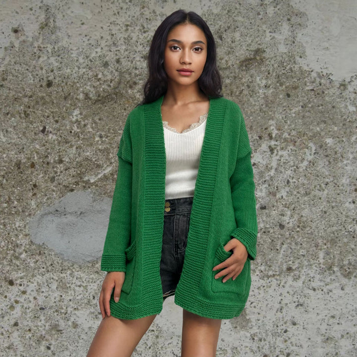 Knitted jacket for women with large pockets and relaxed fit Lune Londonl