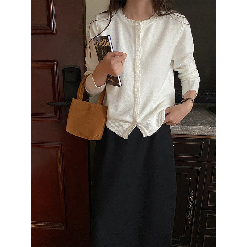 Ladies elegant cardigan with button placket Chic & Stil