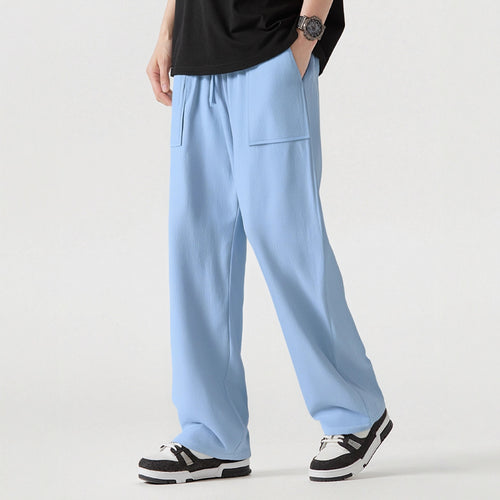 Casual cargo pants for men with practical pockets and elastic waist Lune London
