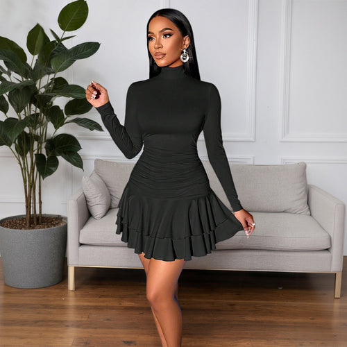 Robe ajustée pour femmes avec col montant et bord froncé Chic & Stil