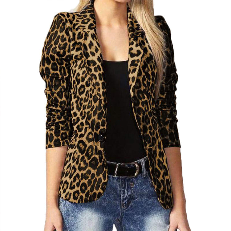 Women Elegant Leopard Pattern Blazer Jacket with Tailored Cut Lune London