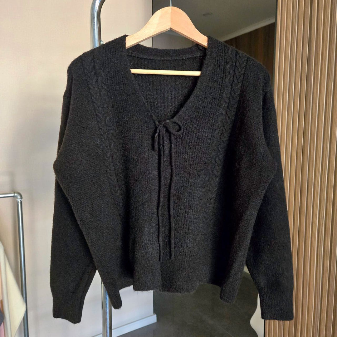 Women’s knit jacket with cable pattern and decorative drawstring Lune London
