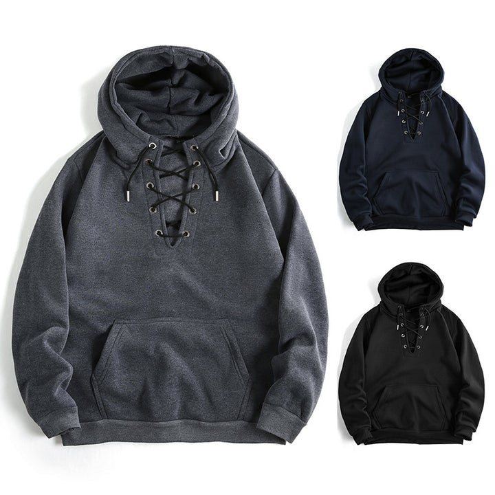 Hooded sweater for women with a refined lace design and a practical kangaroo pocket Lune London