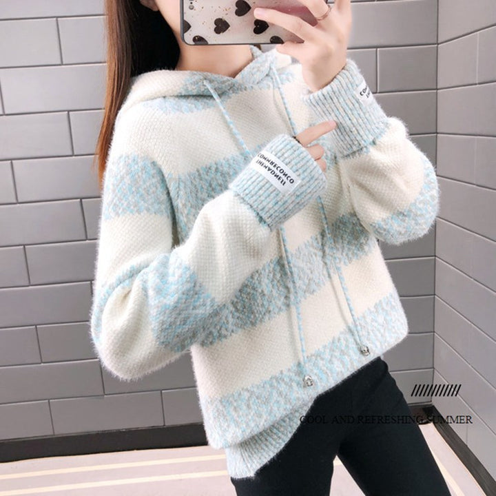 Casual hoodie for women with textured striped pattern and drawstring Lune London