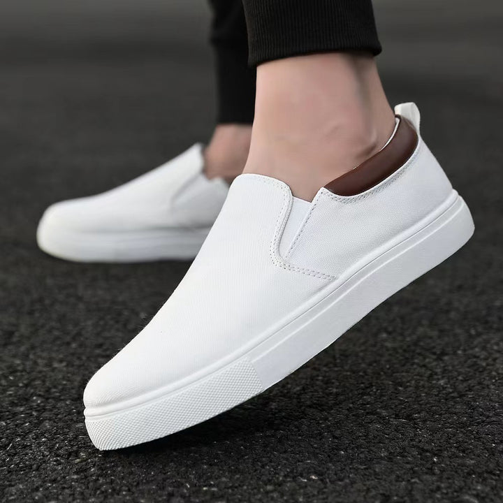 Comfortable slip-on sneakers for women with a breathable surface structure Lune London