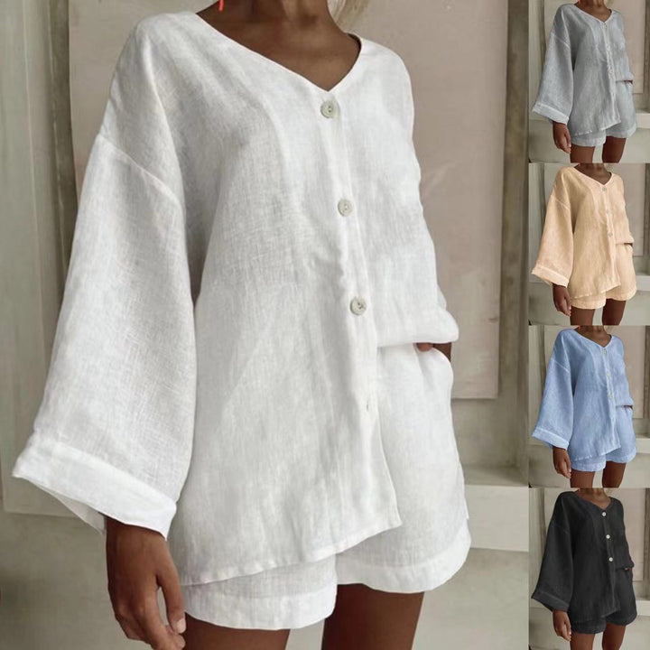 Casual women's outfit with a loose top and shorts Lune London