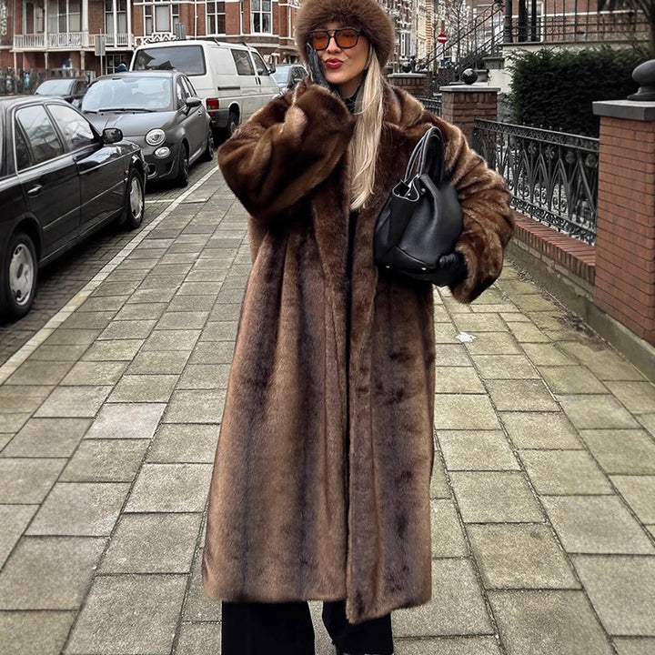 Ladies Luxurious Faux Fur Coat Lune London