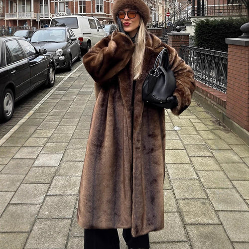 Ladies Luxurious Faux Fur Coat Lune London