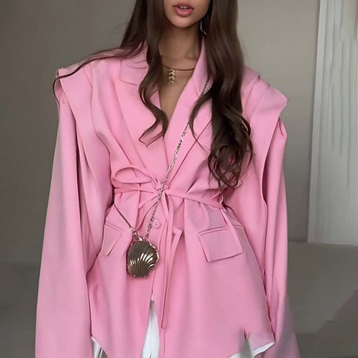 Blazer surdimensionné pour femmes avec ceinture à la taille et élégantes manches bouffantes Chic & Stil