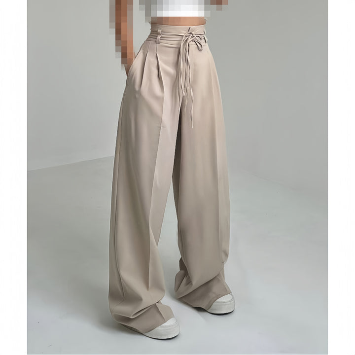 Wide pleated trousers for ladies with side belt Lune London