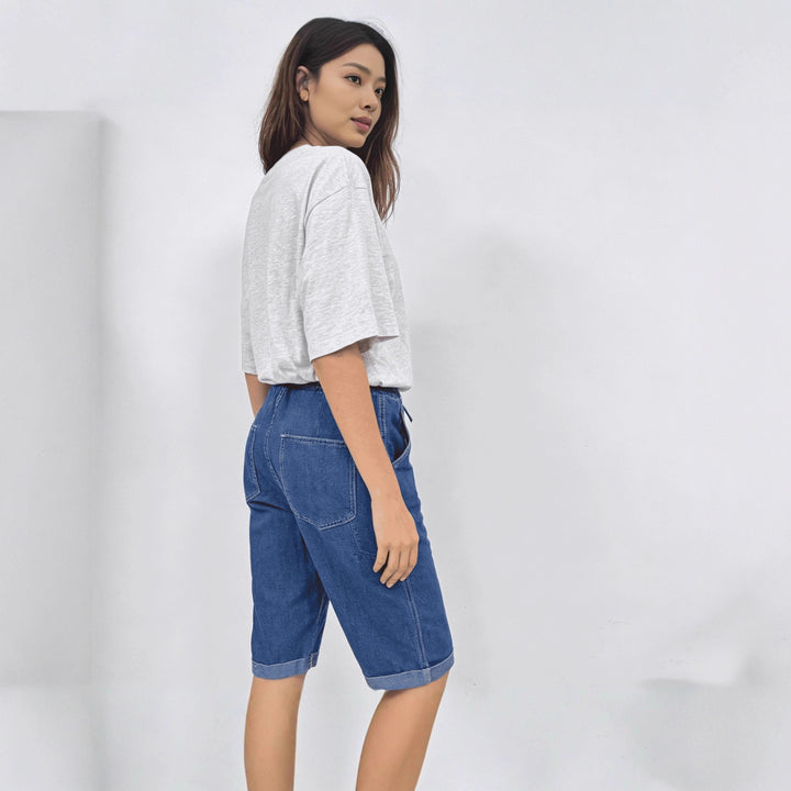 Women's denim shorts with elastic waistband and practical pockets Lune London